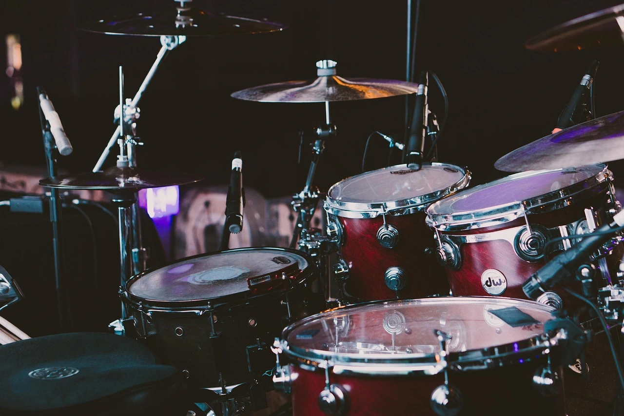 drum-set-1839383_1280-1